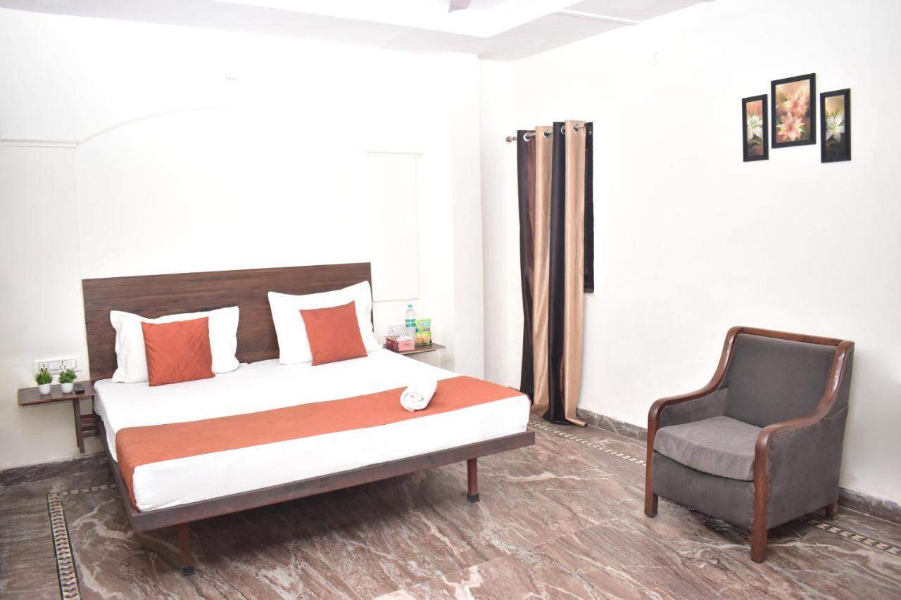 Hotel Dream Inn Anand Vihar Couple Friendly Near Railway Station New Delhi Extérieur photo